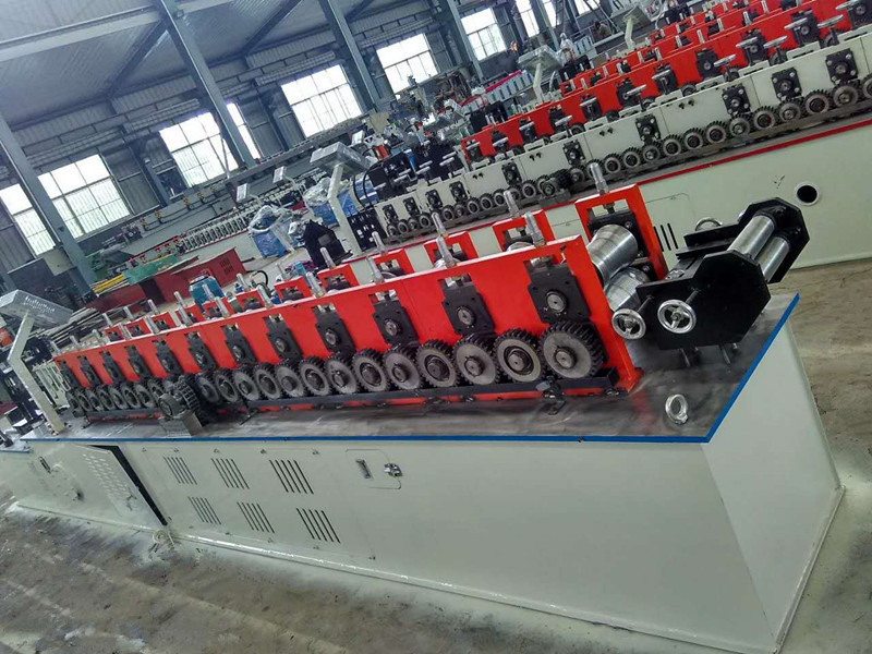 High Speed Rolling Shutter Door Forming Machine in Hebei China